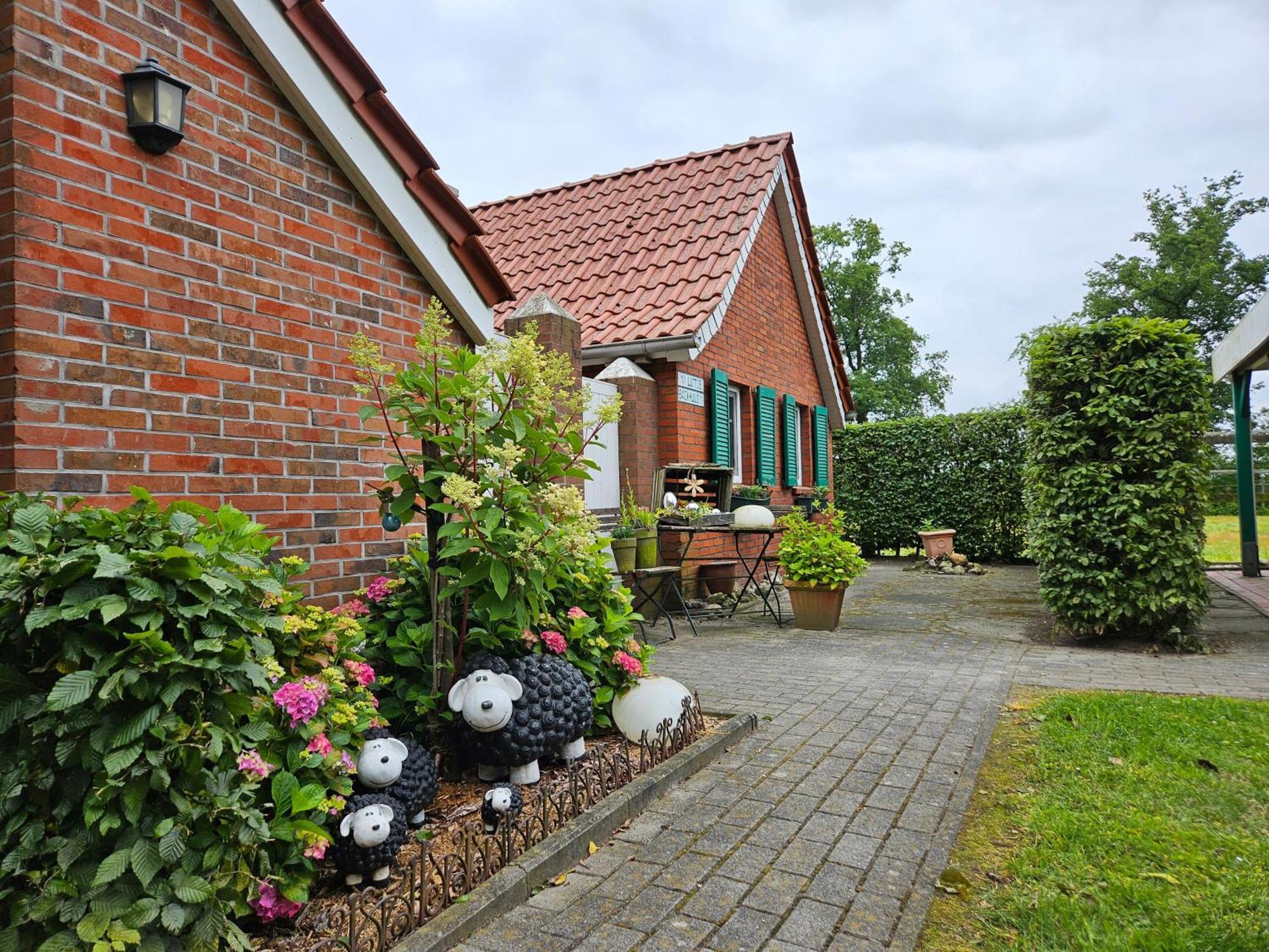 Kleines Ferienhaus Luettje Backhuus 35516 Uplengen المظهر الخارجي الصورة